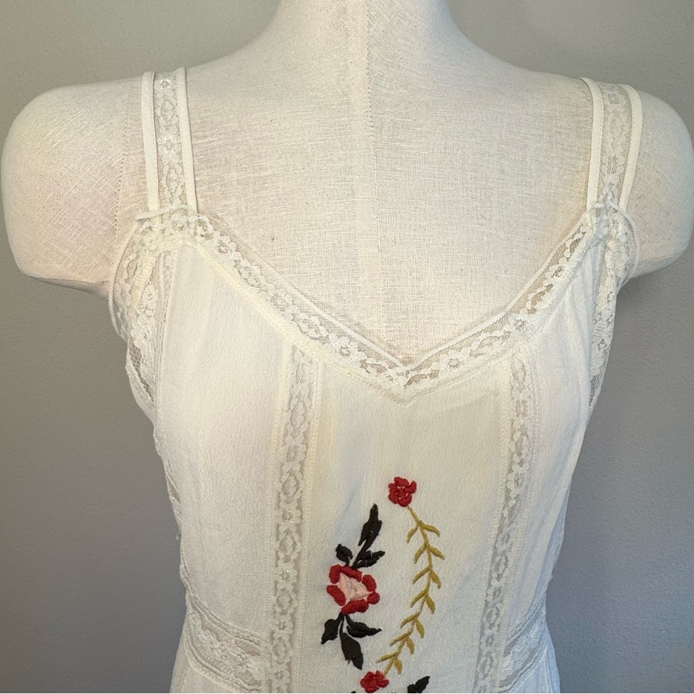 Nanette Lepore Embroidered Cream Boho Midi Dress Floral And Lace Accents Size 6 - Picture 5 of 16